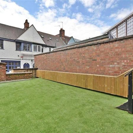 Luxury 3 Bed Apartment - Huge Outdoor Terrace & Amazing Transport Links London Exterior photo